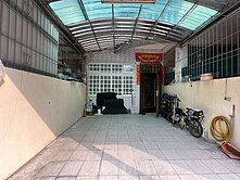 屏東市好屋況免整理8米路車庫透天