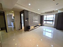 小港捷靜3房平車｜屋況極佳只要1198萬！