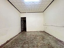 帝王座向｜岡山87期旁｜臨10米路 後院優質透天