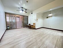 鳳山國中捷運-陽台進出優質3房/屋況佳/中高樓層