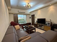 服務費只收0.6% 爵士悅三房B1平車