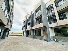 壯圍全新近國道4房電梯透天~台灣房屋婕如~小豬