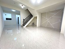 【TOP團隊】中壢近體育園區.全室整新美透天