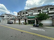 佑崧綠諦｜面公園臨路可併排雙車孝親別墅