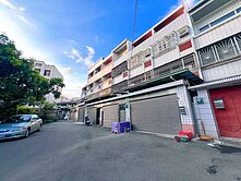 沙鹿家樂福傳統別墅透天