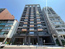 三民親子公園｜中高樓層｜景觀超棒｜美3房+平車￥