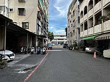 88南紡平實公園透天
