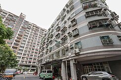 正興國小 ｜日內瓦華廈整新美三房 