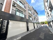 歸仁七甲5年輕屋齡透天車墅