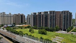 這不就來了❓近輕軌家樂福【綠山棧】兩房平車💛