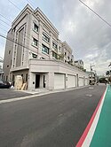 ✨大里塗城商圈全新總裁四車電梯豪墅✨
