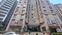 台北市臥龍街297號超級市民B2坡道平面邊間車位