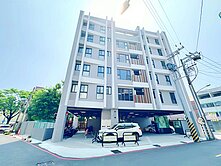 楠梓莒光商圈｜全新未住｜雙衛開窗｜邊間三房平車