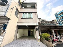 鳳山國中~捷運站邊間翻新車庫透天