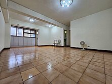 中正新城電梯三房