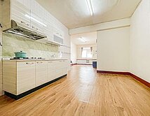 巨蛋商圈~低總價翻新優質3房公寓