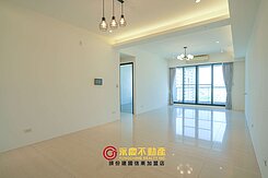 專任美居仰森景觀四房平車美居