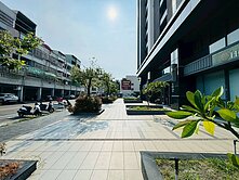 仁武八卦寮｜面公園高樓層永久景觀｜正四房平車