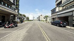 ＃施小珍＃鳳甲|鳳翔國小臨路美店墅