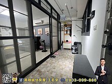 文山特區旁漂亮三房車位