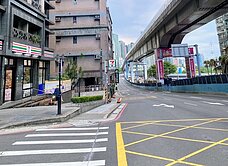 🚅淡金路收租金店面A💖全聯超市旁穩定收租