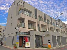 岡山★近87期★輕屋齡4房邊間透天★採光通風佳