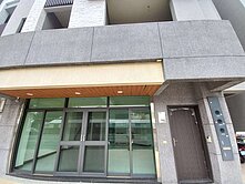 白河商工面寬約8米黃金店住【後甲O019】