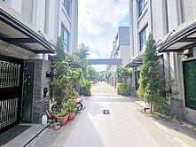 近向上路✅5房🌈九年屋🍒孝親別墅