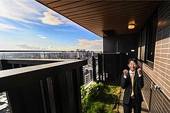 百億高雄車站|博愛路|後驛捷運|帝王景觀三房平車