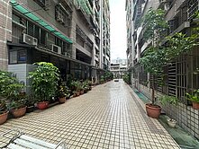 城市景觀雅緻三房~努力認真文心~