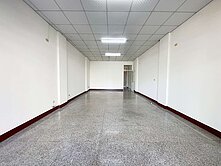 鹿峰國小旁補習班店面