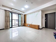 北屯機捷葳閣高中公園旁文華硯次頂樓三房車位室內24