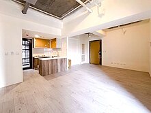 信實恬🍭獨賣❤️‍🔥秋紅谷旁全新完工三房平車