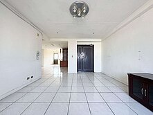 降價低於實登!【國泰逸園】文華高中旁超大三房平車