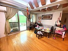 忠福、新街國小、交流道、精美大三房車