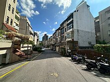 住商長安陳政宏大湖親水公園邊間三房出價談歡迎店配