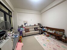 雲林高鐵可營登店住｜鄰20米路輕屋齡 屋況好
