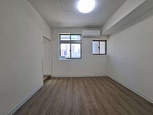 雙捷運美妝小資宅