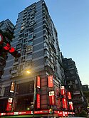 大降價~超優電梯4房洽周經理0912865112