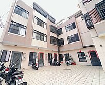 專任 龍井區龍山國小旁免千萬輕屋齡透天