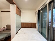 摩天高雄|地王亞洲新灣區|明亮套房