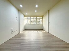 🍋13年屋｜鋼構鋼骨🍋近公道三—成功路車庫透天