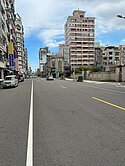 駁二透天五樓店面