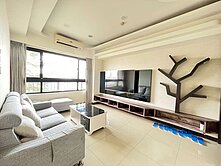 買房找露西★西屯輕屋齡寓上里安大兩房含車三面採光