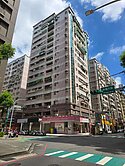 近藝文廣場「新福利」6樓+平面車位