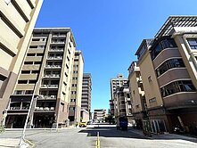 奕言堂▲【獨家】後站商圈_綠意靜謐美宅｜比佛利會館