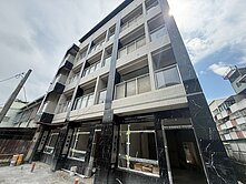 太平光正國小旁全新七房門前停車 電梯別墅A