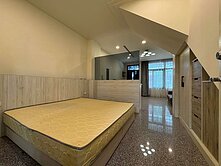 真心要賣◆中科后里廠前後臨路百萬精裝6大套房★別墅