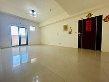 ★栓★大降價300萬★南屯大三房+連號雙平車