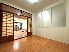 專任西屯逢甲白金漢宮震後2+1房